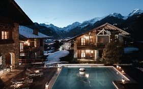 Mont Blanc Village